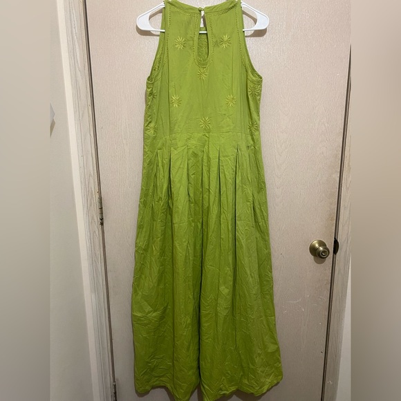 Indian Anarkali Kurta Maxi Dress - Green with Embroidery Details - Size L - Picture 4 of 13